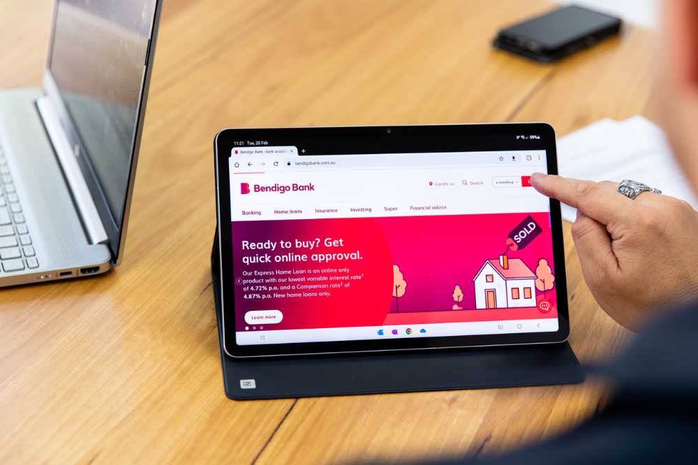 Bendigo Bank says 76 per cent are registered for online banking