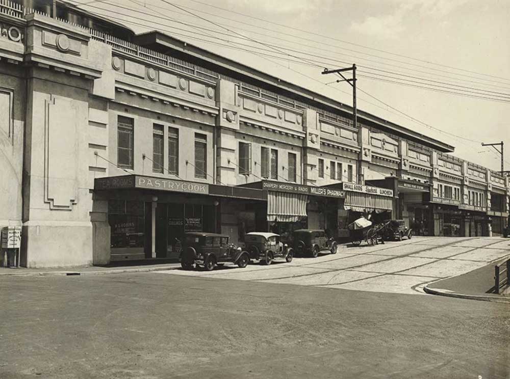 Troll-4 Ennis Rd, photographed in the 1940s.
