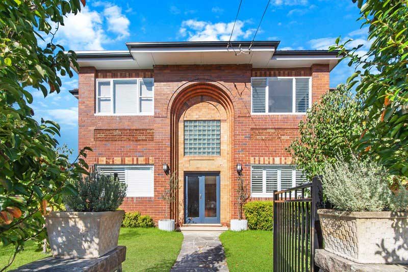 17 Lindsay St Neutral Bay.