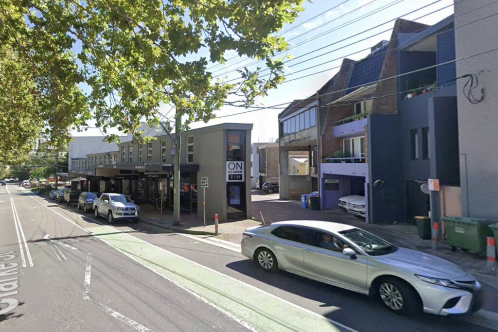 A new 500-person pub featuring a sports bar, gaming room and bistro has been proposed for Crows Nest. Image: Google Street View.
