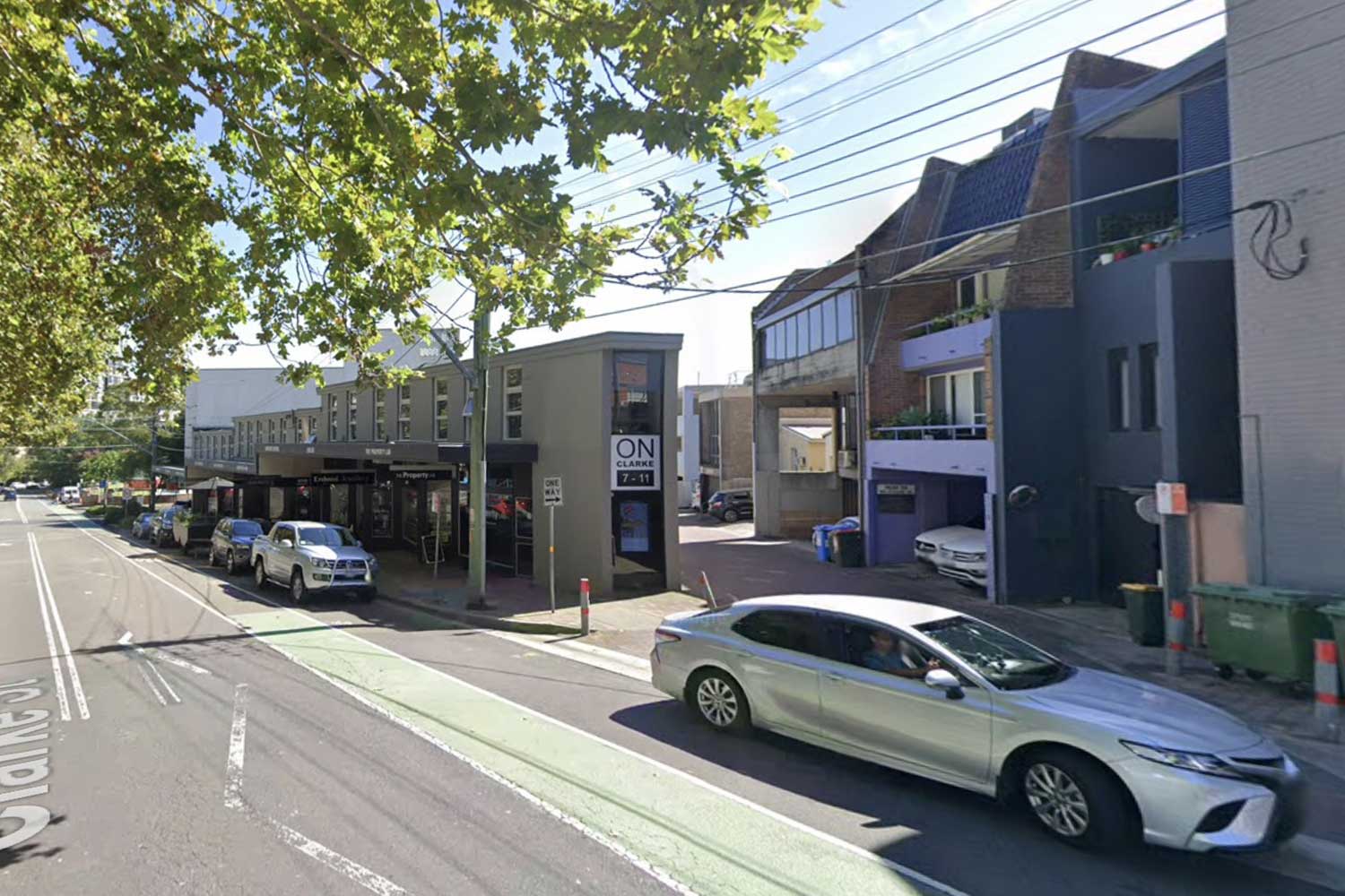 A new 500-person pub featuring a sports bar, gaming room and bistro has been proposed for Crows Nest. Image: Google Street View.