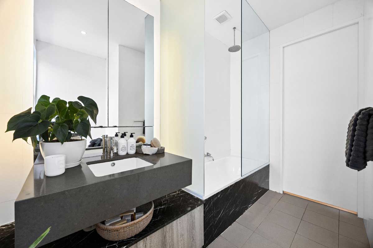 6-Reynolds-St,-Cremorne-70026448662-10