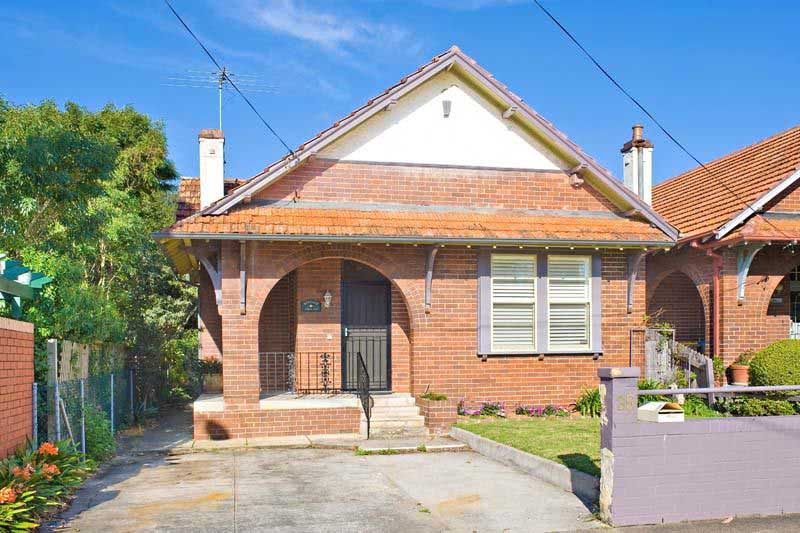 35 Macpherson St. 35 Macpherson St.